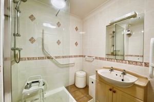 SHOWER ROOM- click for photo gallery